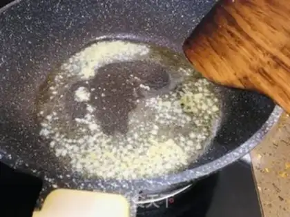 Make Secret meat sauce step 1