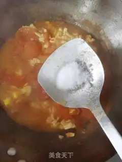 Make Tomato fried eggs step 9