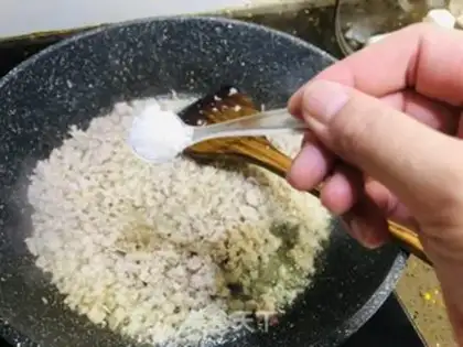 Make Secret meat sauce step 4