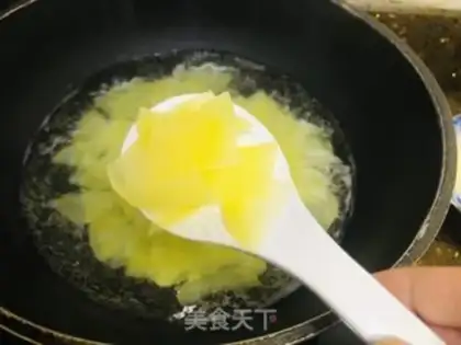 Make Frozen potatoes step 1