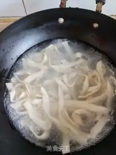 Make Egg ham sandwich step 1