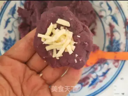 Make Potato bean cake step 4