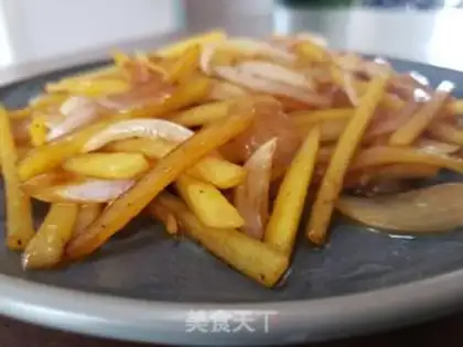 Make Onion fried potatoes step 4