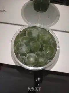 Make Soda grapes step 1