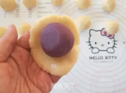 Make Potato bean cake step 6