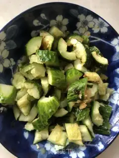 Make Garlic cucumber step 4