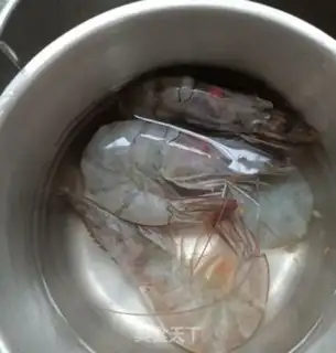 Make Shrimp smelt soup step 0