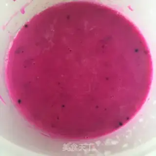Make Banana shake of the flamingo step 4