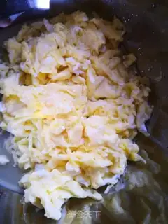 Make Scrambled mushroom egg varnish step 7