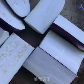 Make The oily hand tore the eggplant step 1