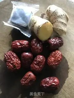 Make Ginger date tea step 0