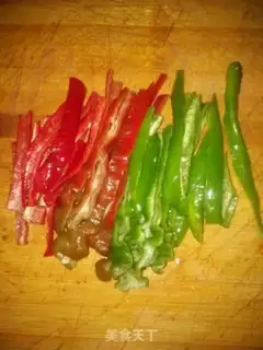 Make Twin pepper bean peel step 1