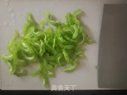 Make A cold, bitter melon step 2