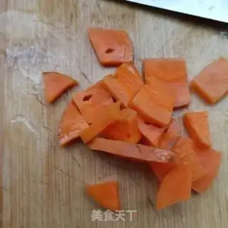 Make Autumn shrimp skating step 3