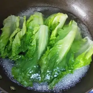 Make Garlic lettuce step 2