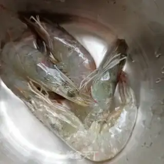 Make Autumn shrimp skating step 5
