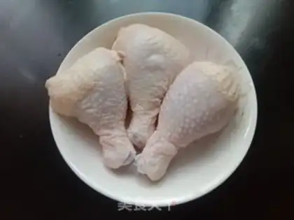 Make Garlic forks for chicken leg chops step 0