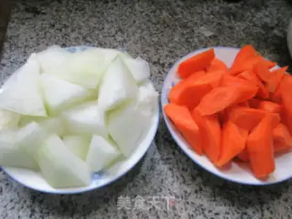 Make Carrots and melons step 0