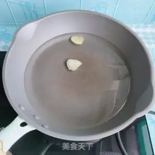 Make Shrimp soup step 1