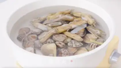 Make Garlic seafood step 2