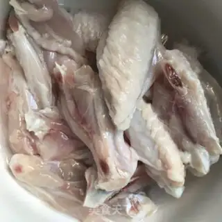Make Cream beef chicken wings step 1