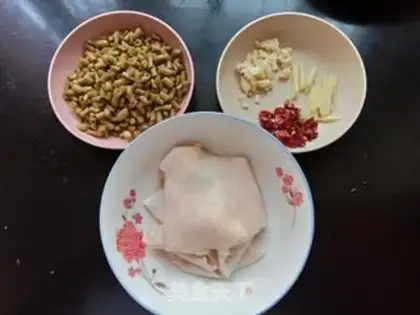 Make Sour bean bean skin step 0