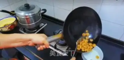 Make Shrimp rice step 12