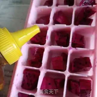 Make A flower-breeding dragon fruit bubble step 4