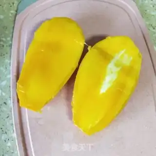 Make Mango taco-cracking fairygrass step 5