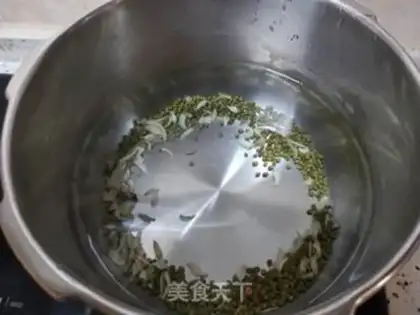 Make Green Bean lily soup step 1