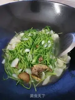 Make Fresh lilies for peas step 4