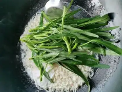 Make Menthol egg noodles step 6