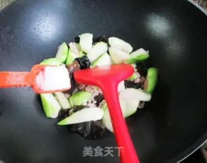 Make Black-moured meat step 8