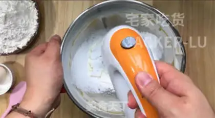 Make Tasty apple sauce pie step 0