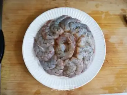 Make Shrimp for a garlic fan step 10