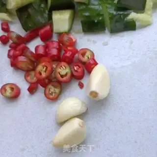 Make Cucumber ribs step 5