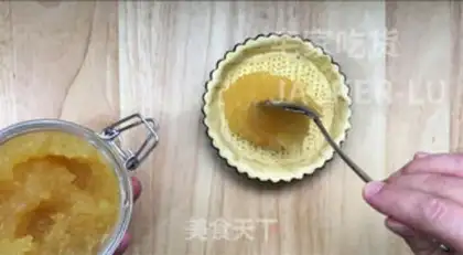 Make Tasty apple sauce pie step 13