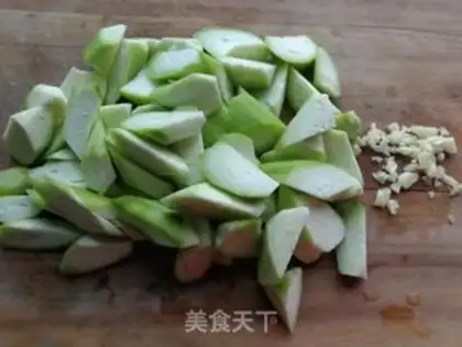 Make Smelt egg mushroom soup step 3