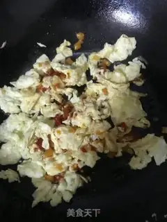 Make Golden fungus fried eggs step 5
