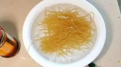 Make Lian Bai Fan step 0