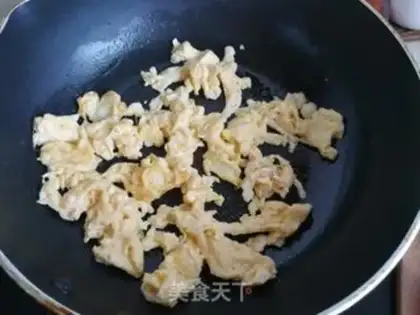 Make Smelt egg mushroom soup step 5