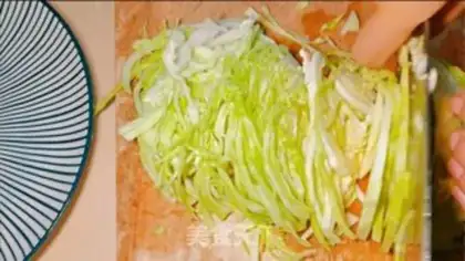 Make Lian Bai Fan step 2