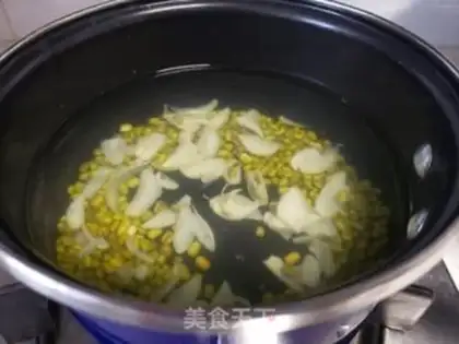 Make Green Bean Lily step 3
