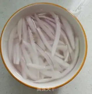 Make Onion dry step 1