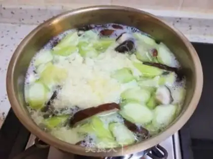 Make Smelt mushroom omelet soup step 10