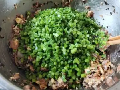 Make The fragrance of pork step 11