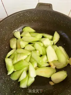 Make Smelt cape soup step 3