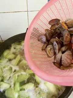 Make Smelt cape soup step 5