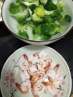 Make Slurberry shrimp step 1
