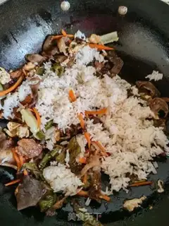 Make Soy sauce, fried rice step 2